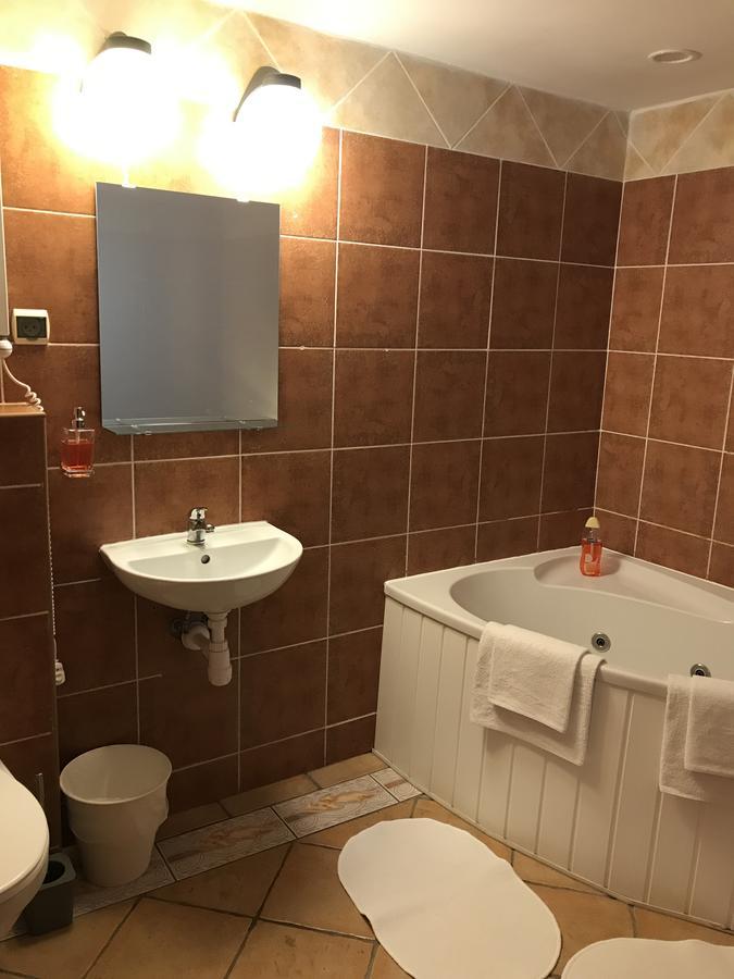 Hotel VILLA Rezydent Wrocław Buitenkant foto